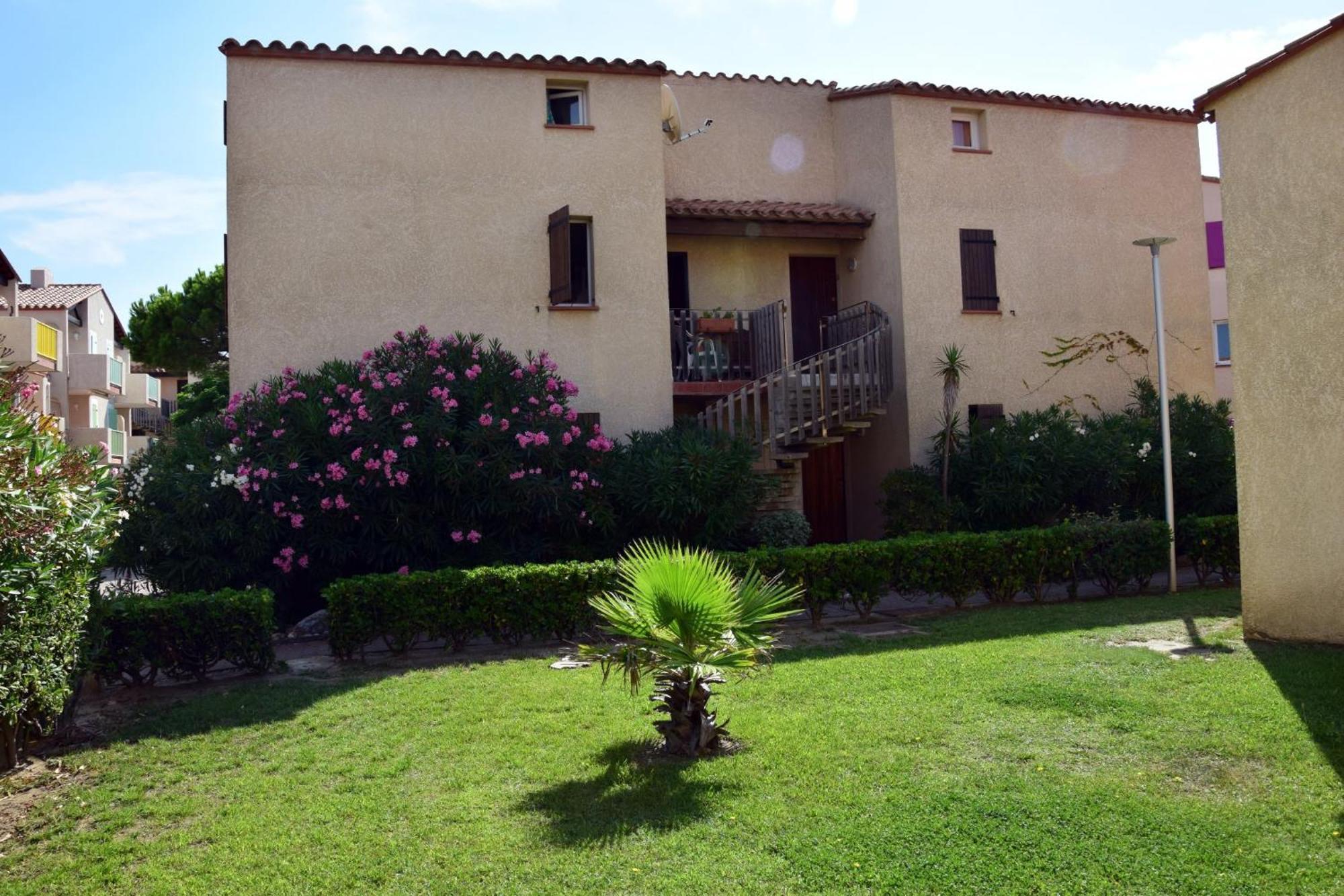 Oasis Village Naturiste Leucate Exterior photo